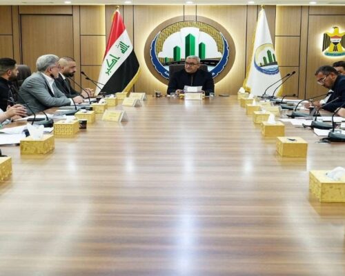 مديرية البلديات العامة تشارك في الجلسة الثالثة للجنة الخاصة بوضع آلية تقديم وإدارة الخدمات الحضرية للمجمعات السكنية