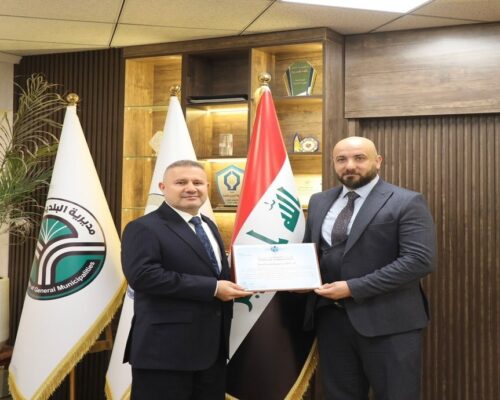 مدير عام البلديات العامة يلتقي فريق منتدى المدن الذكية