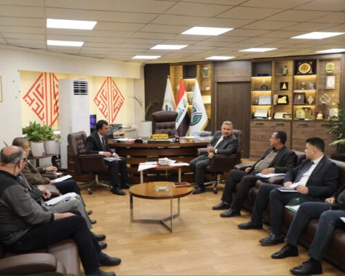 مدير عام البلديات العامة يترأس اجتماع اللجنة الفرعية للأمر الديواني 87 لسنة 2025