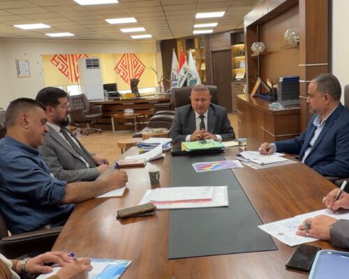 مدير عام البلديات العامة يترأس اجتماع لجنة إعادة النظر بضوابط المطور العقاري