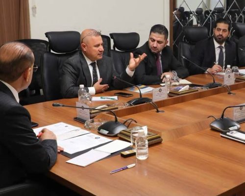 مدير عام البلديات العامة يشارك في اجتماع الهيأة العليا للتنسيق بين المحافظات الأول للجنة مبادرة المدن الاستثمارية الجديدة